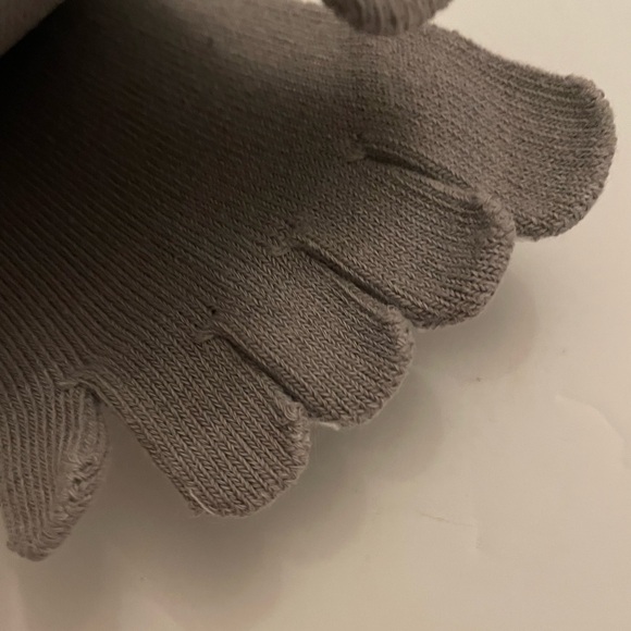 Lotus Non-Slip Yoga Socks Women’s (shoe size 4-10) Men’s (shoe size 4-9) - Picture 5 of 6